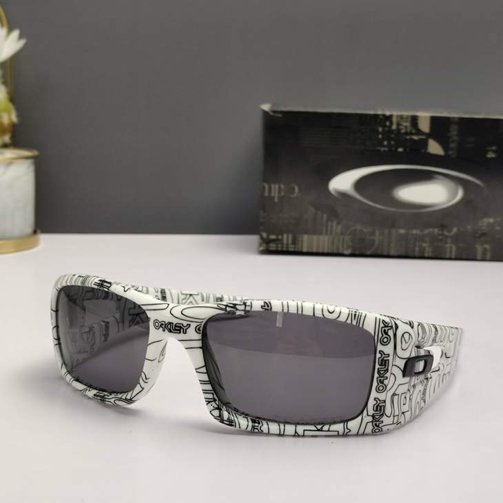 Picture of Oakley Sunglasses _SKUfw66123706fw